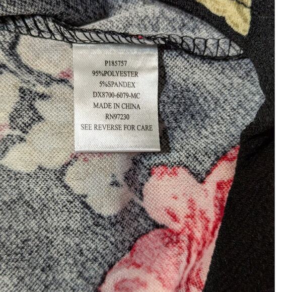 Crave Fame Black/Red Floral Faux-Wrap Sleeveless V-Neck Mini Dress Womens Size S - Picture 9 of 12